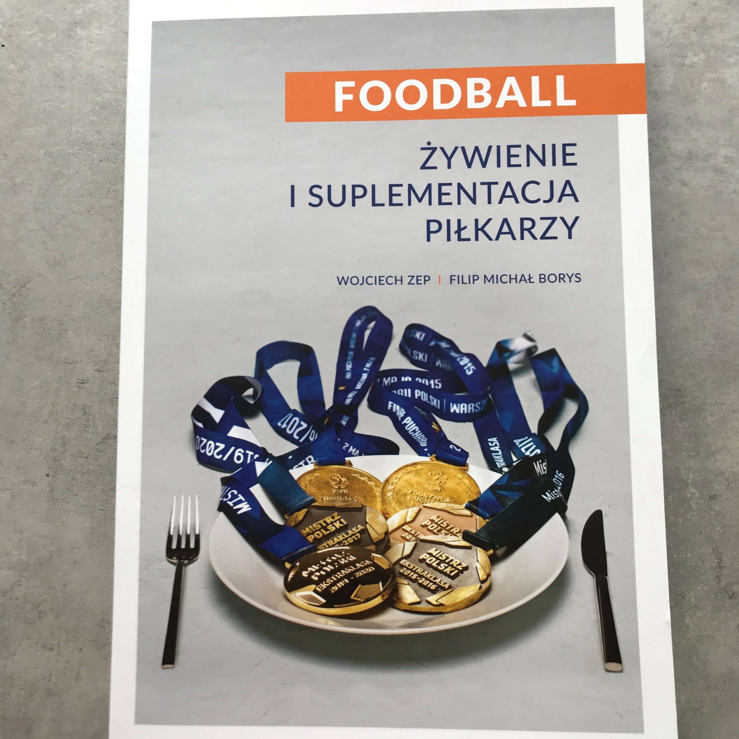Foodball - Żywienie i suplementacja piłkarzy - recenzja